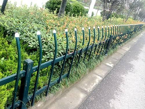 綠化鋅鋼護(hù)欄